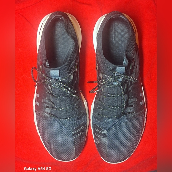 Mens Under Armour trainers - Picture 5 of 7